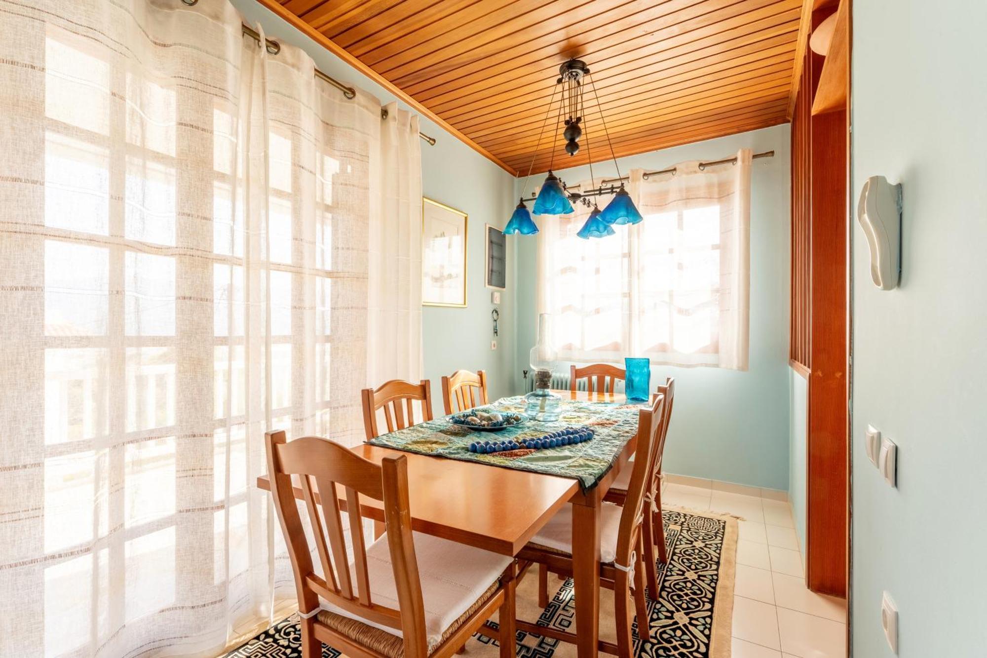 The House Of Gratitude - Poolside Retreat Βίλα Λουτρά Ωραίας Ελένης Εξωτερικό φωτογραφία