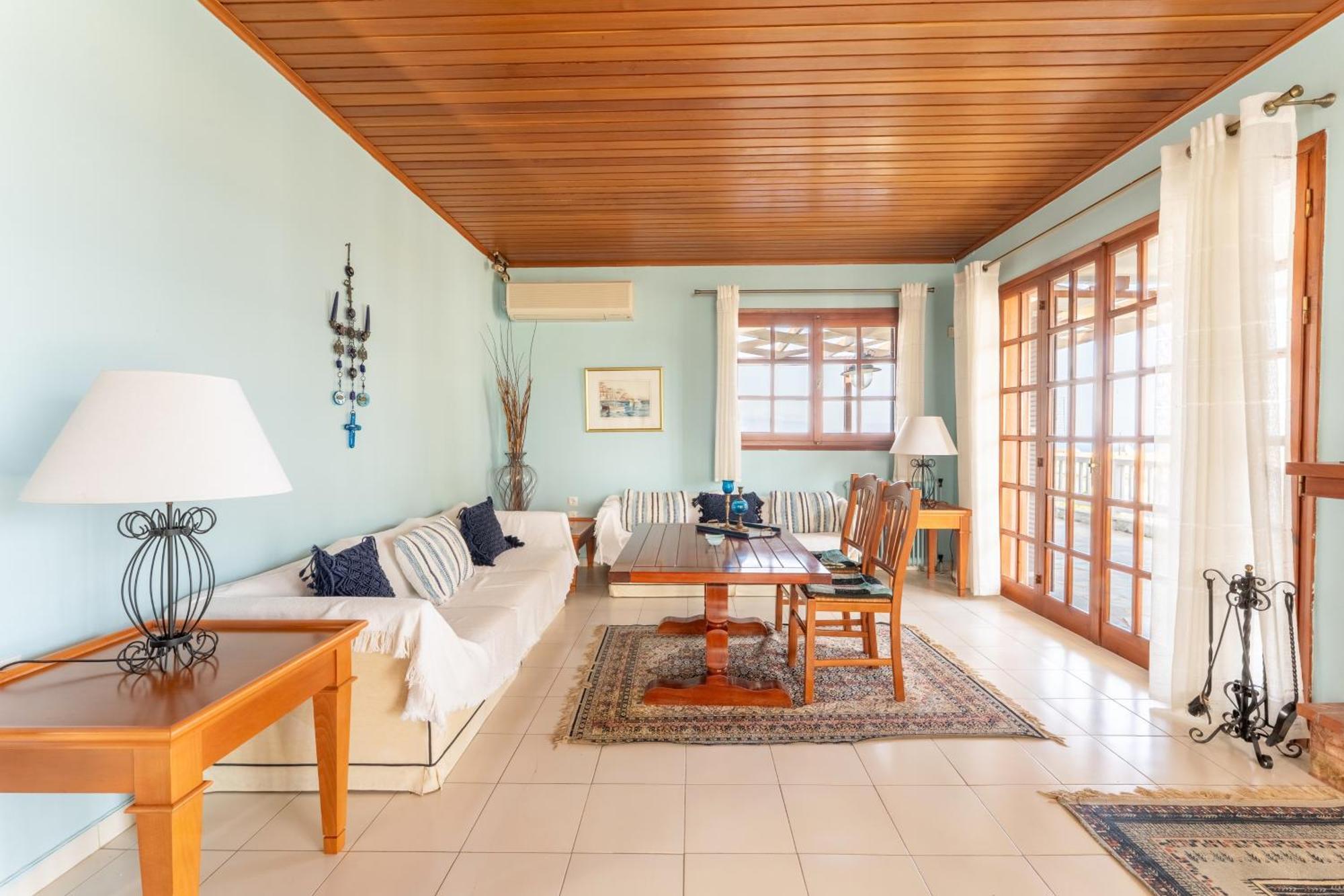 The House Of Gratitude - Poolside Retreat Βίλα Λουτρά Ωραίας Ελένης Εξωτερικό φωτογραφία